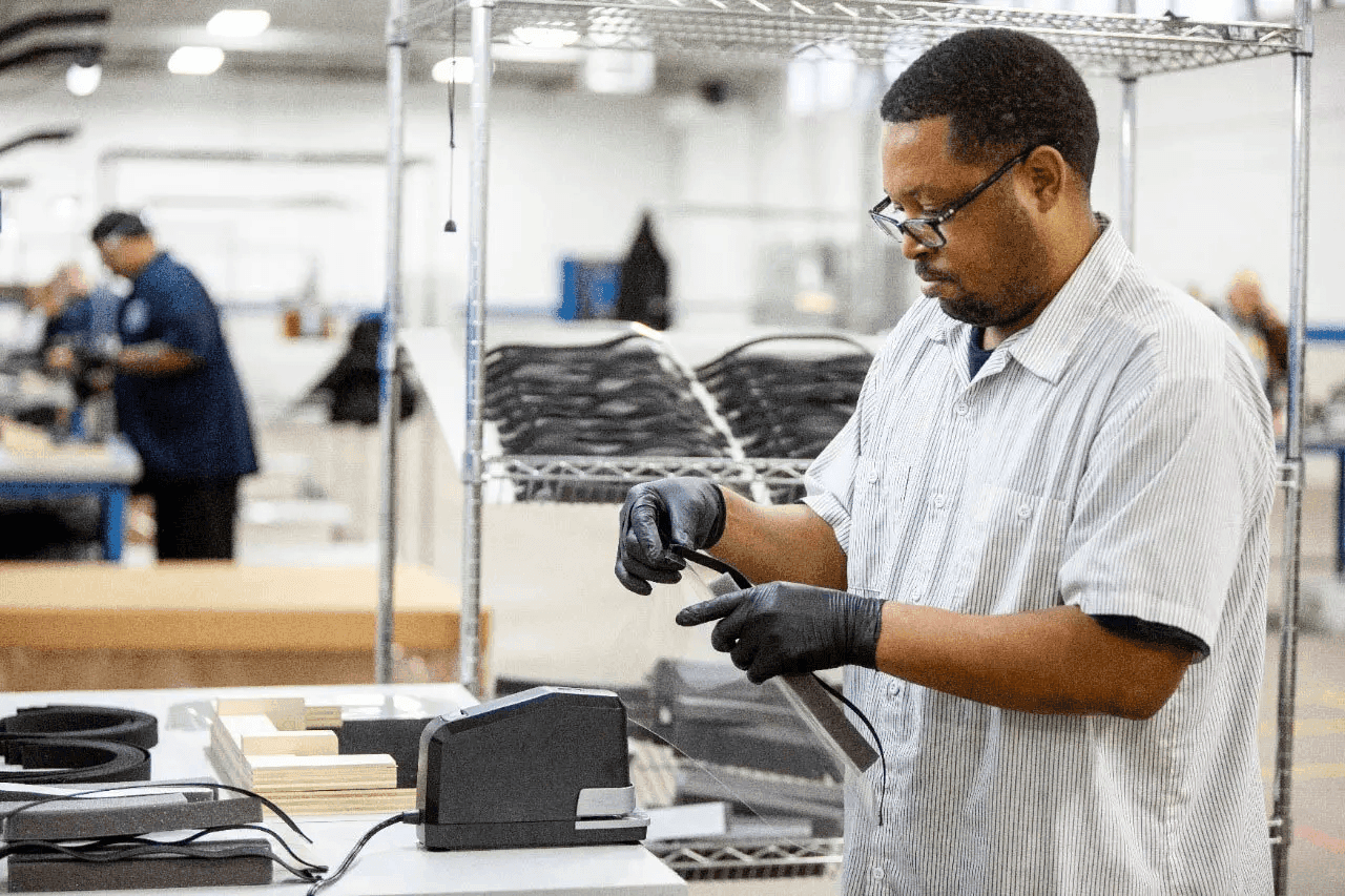 Ford Works With 3M Main